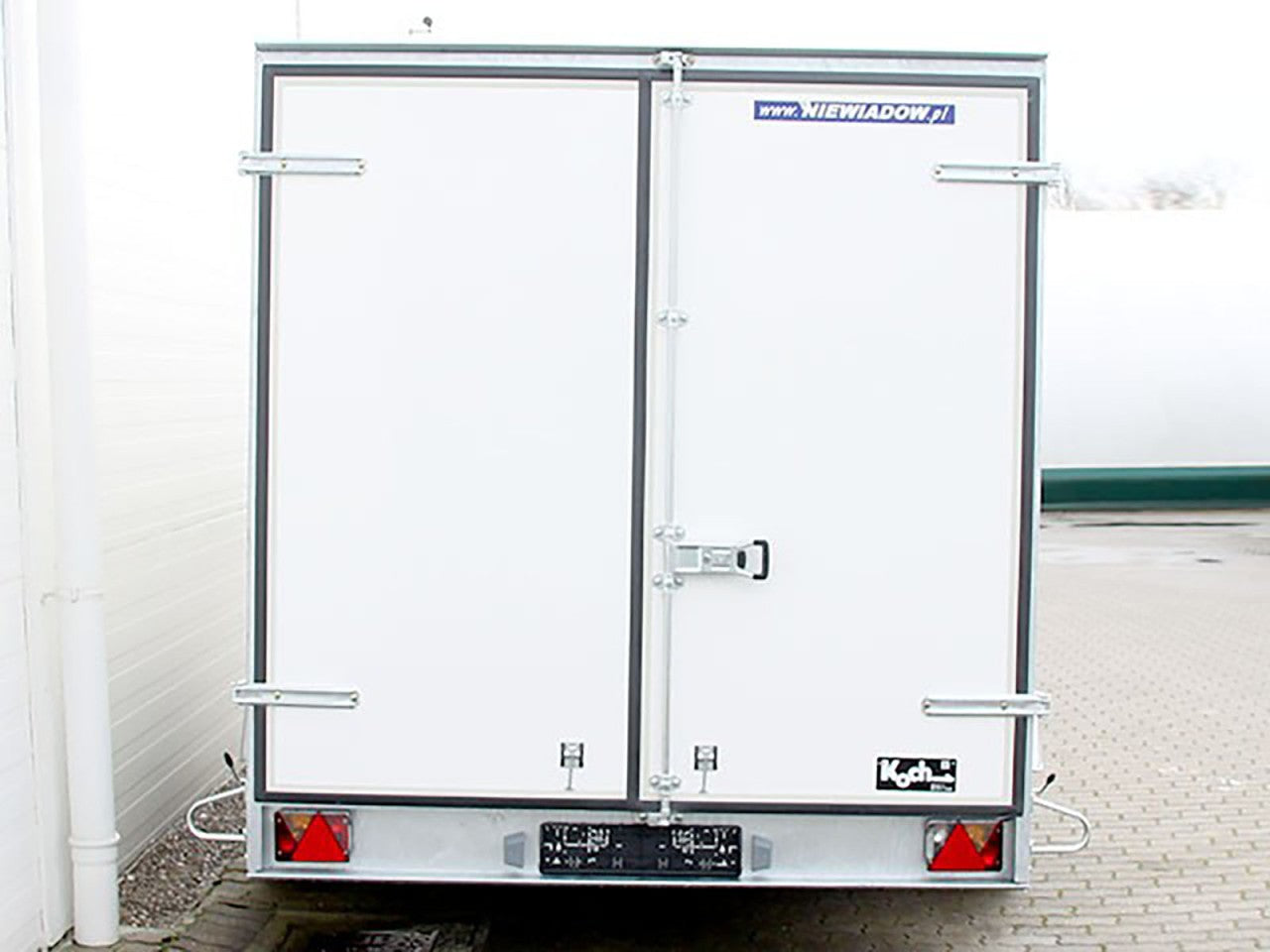 Blyss Kofferanhänger 200x400cm Höhe:190cm 2,7t|100km/h|SW-Neu