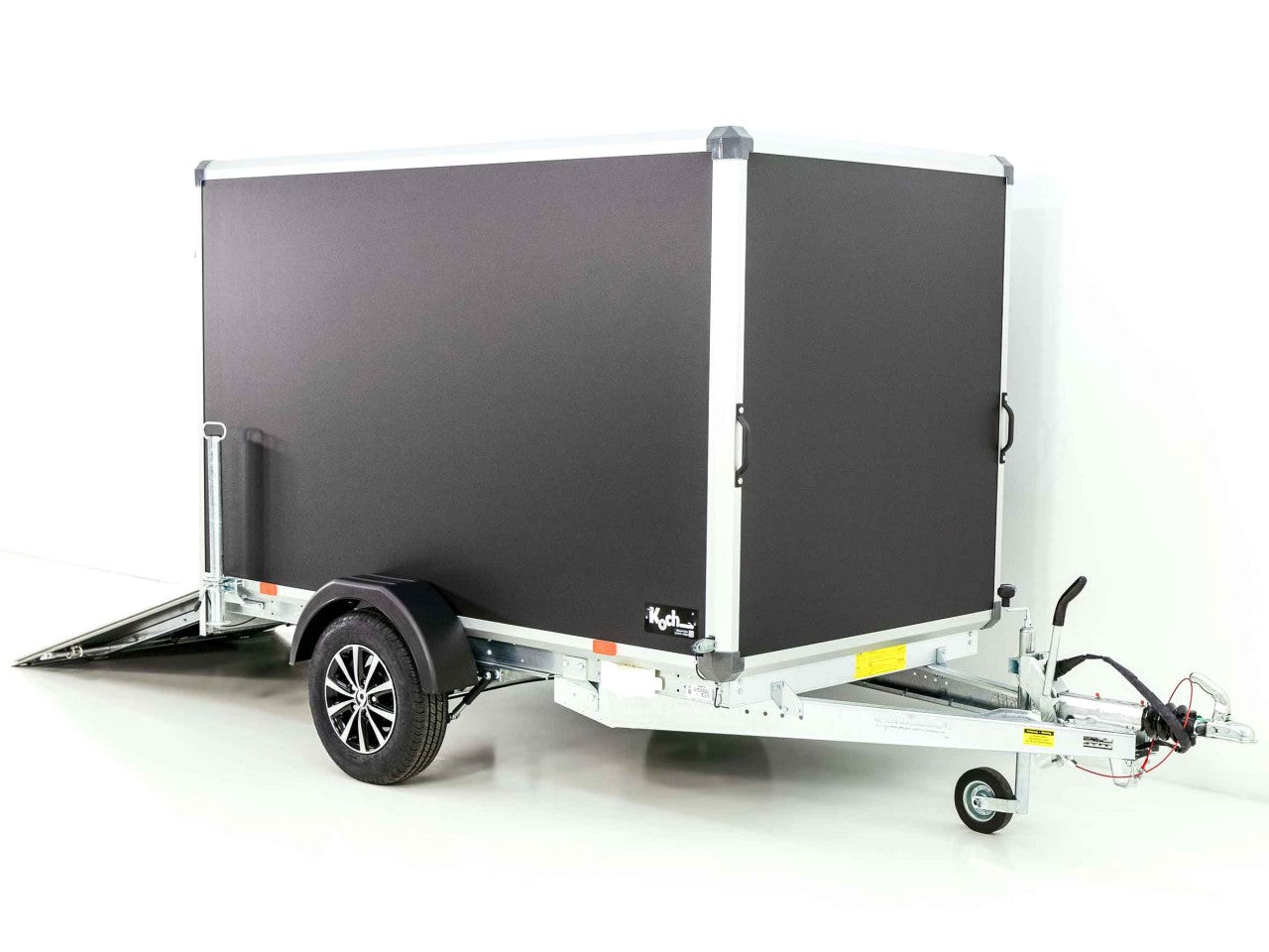 Variant Kofferanhänger Black Edition 148x258cm H:157 1,35t|Rampe-Neu