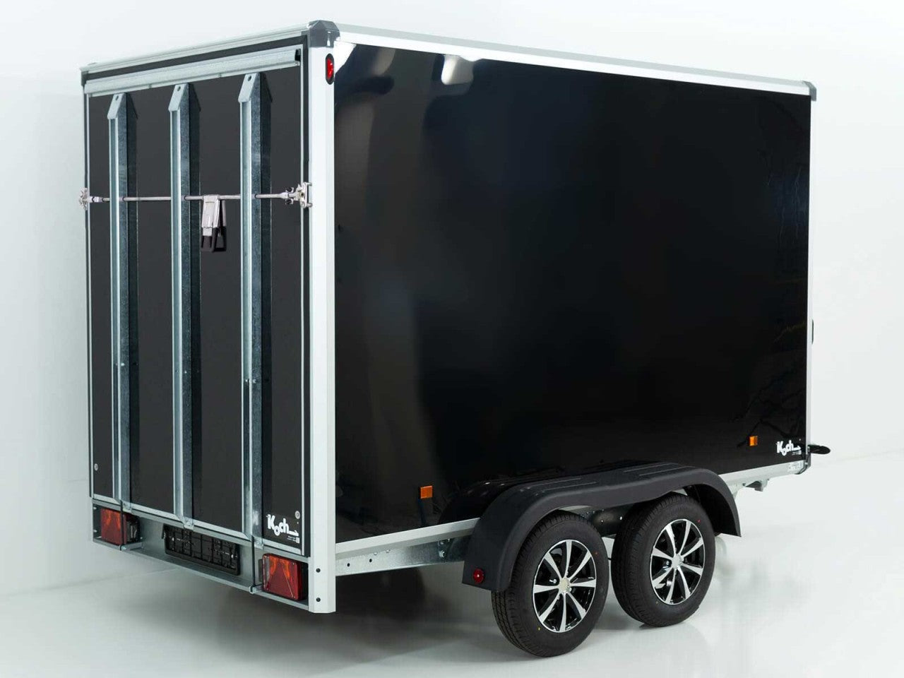 Variant Kofferanhänger Black Edition 168x302cm H:188 2,0t|Rampe-Neu