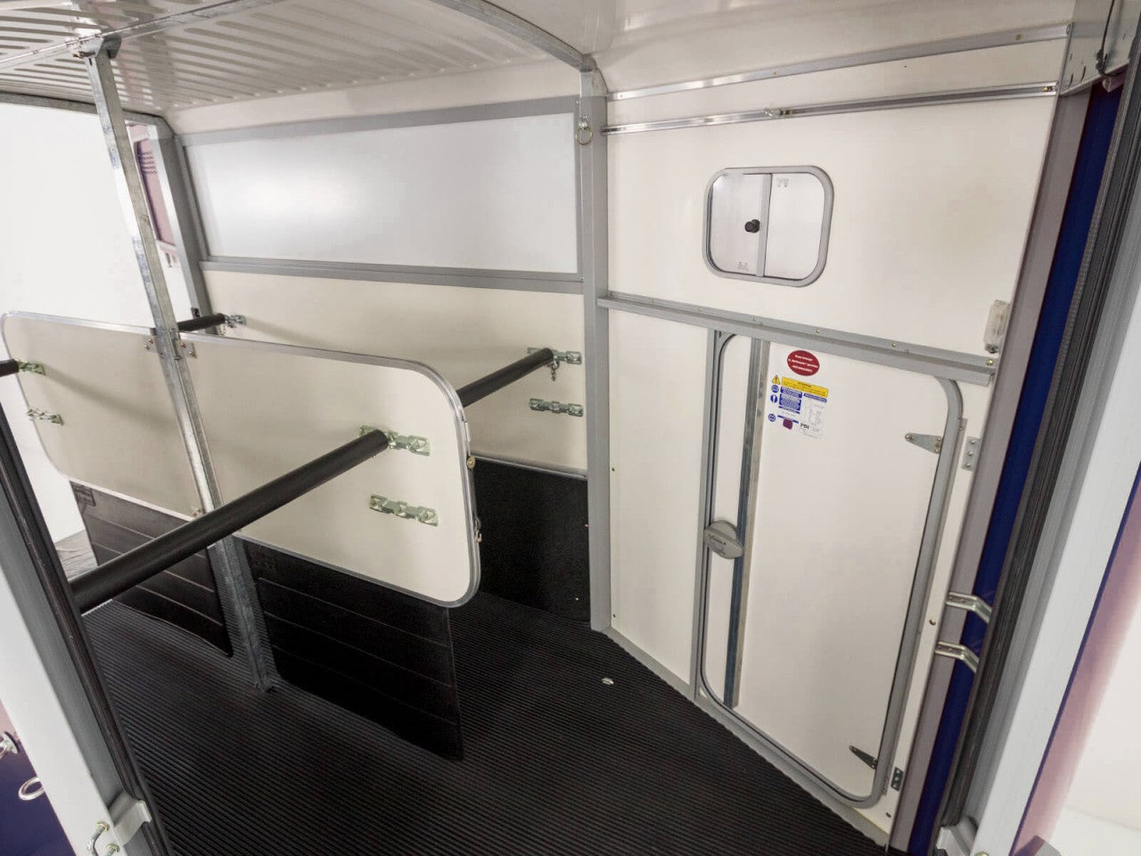 Ifor Williams Pferdeanhänger HB511|blau|Frontausstieg-Neu
