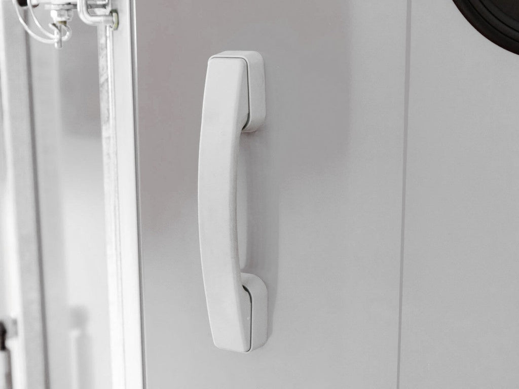 Ifor Williams Pferdeanhänger HB511|Sattelkammer|silber-Neu