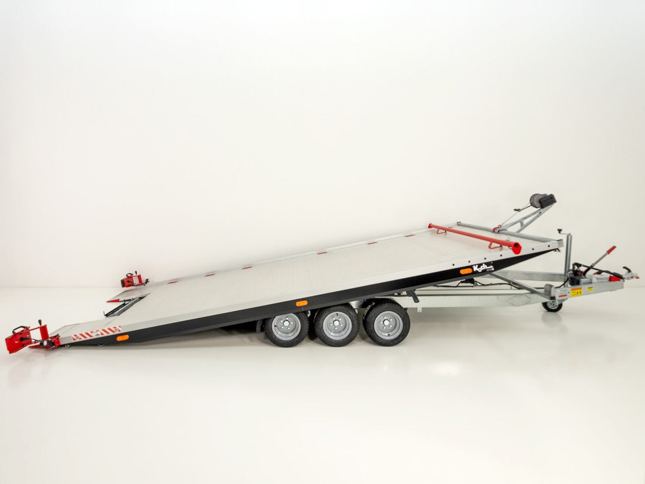 Vezeko Autotrailer Race Master Alu 209x550cm Tridem 3,5t-Neu