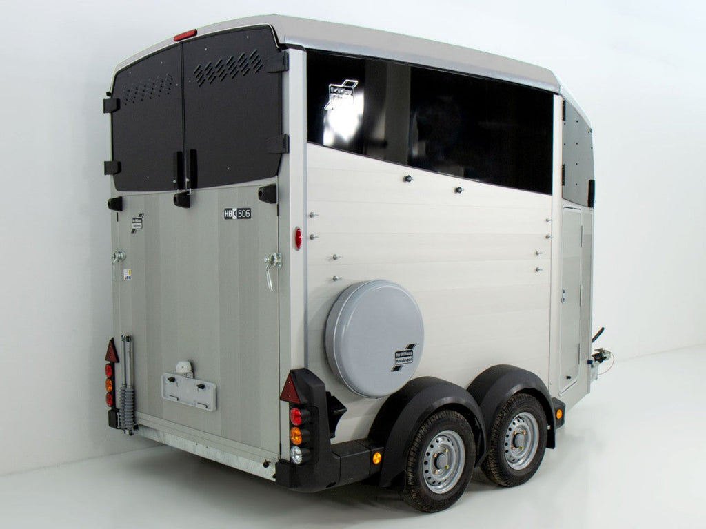 Ifor Williams Pferdeanhänger HBX 506|Sattelkammer|neues Modell|silber-Neu