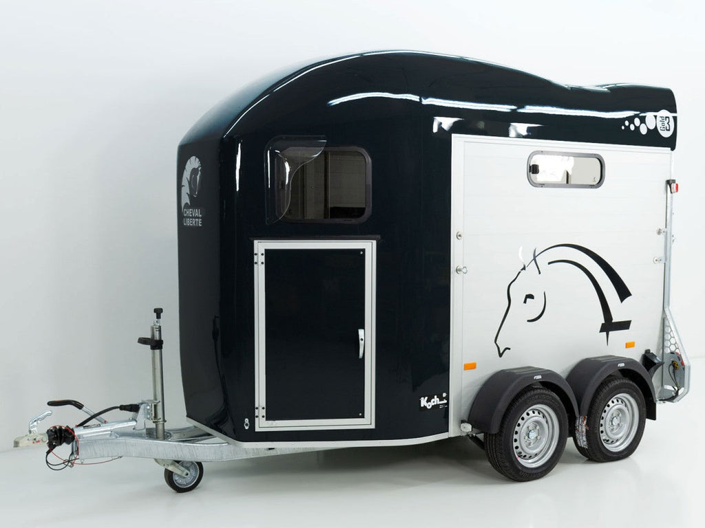 Cheval Liberte Pferdeanhänger GOLD 3|Premium Pullman 2|Sattelkammer|schwarz-Neu
