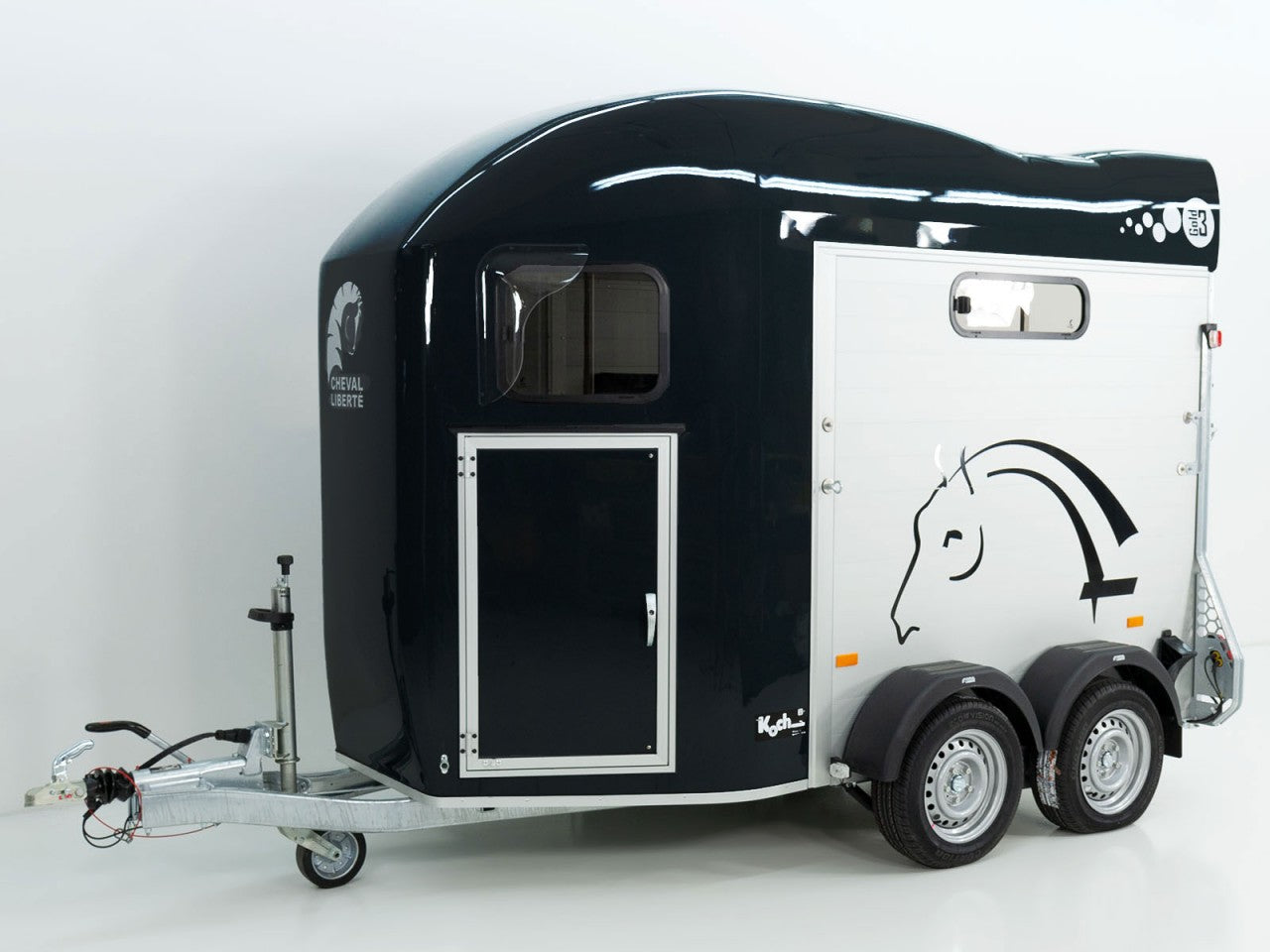 Cheval Liberte Pferdeanhänger GOLD 3|Premium Pullman 2|Sattelkammer|schwarz-Neu