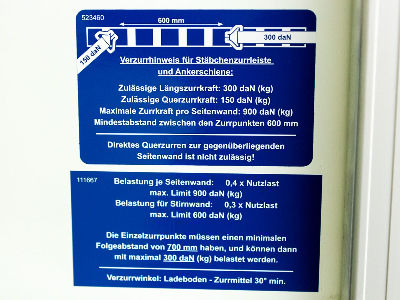 Unsinn Kofferanhänger UKU 157x305cm Höhe:194cm 1,4t-Neu