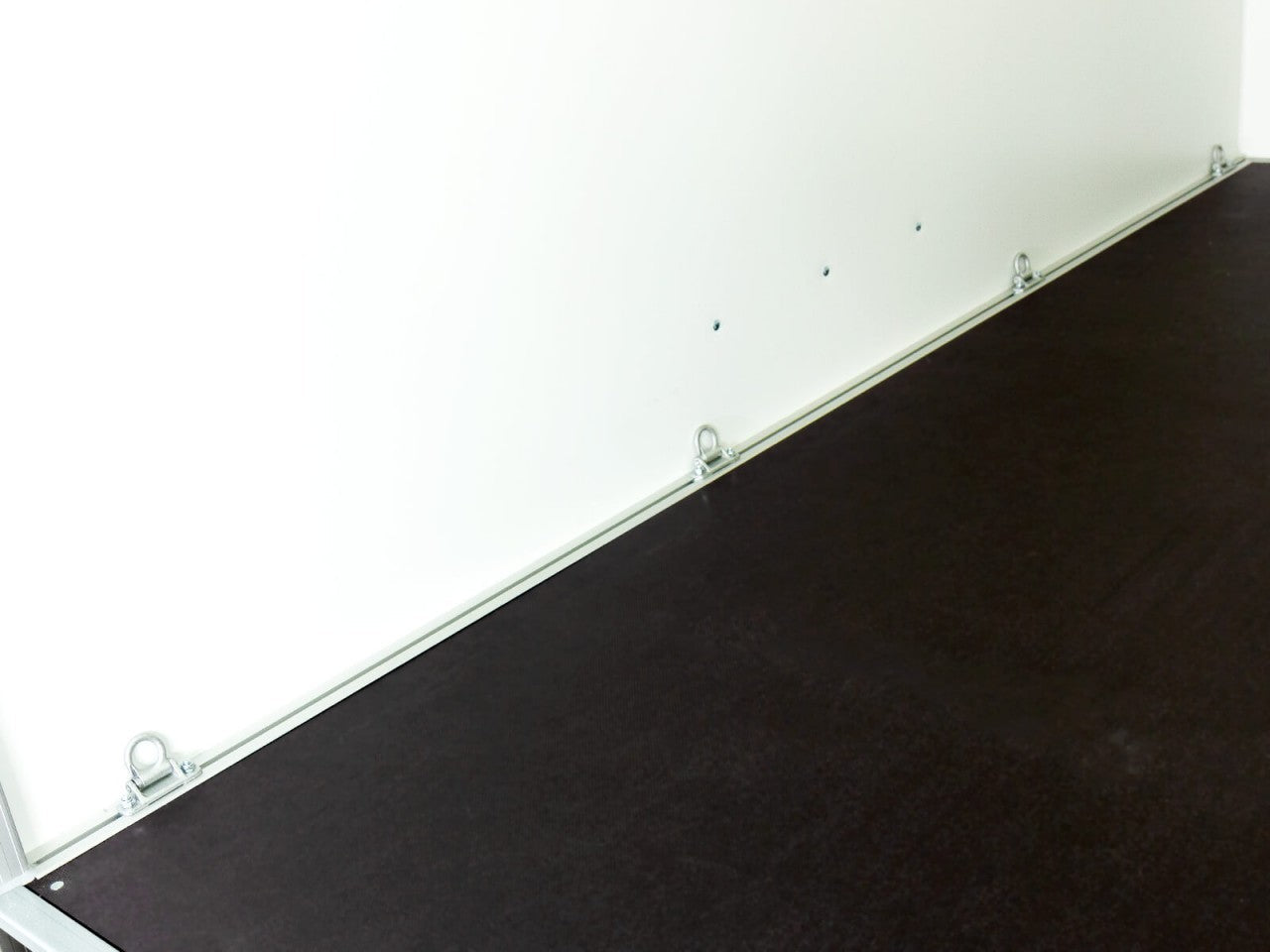 Unsinn Kofferanhänger UKU 175x366cm Höhe:194cm 2,6t|Doppeltür-Neu