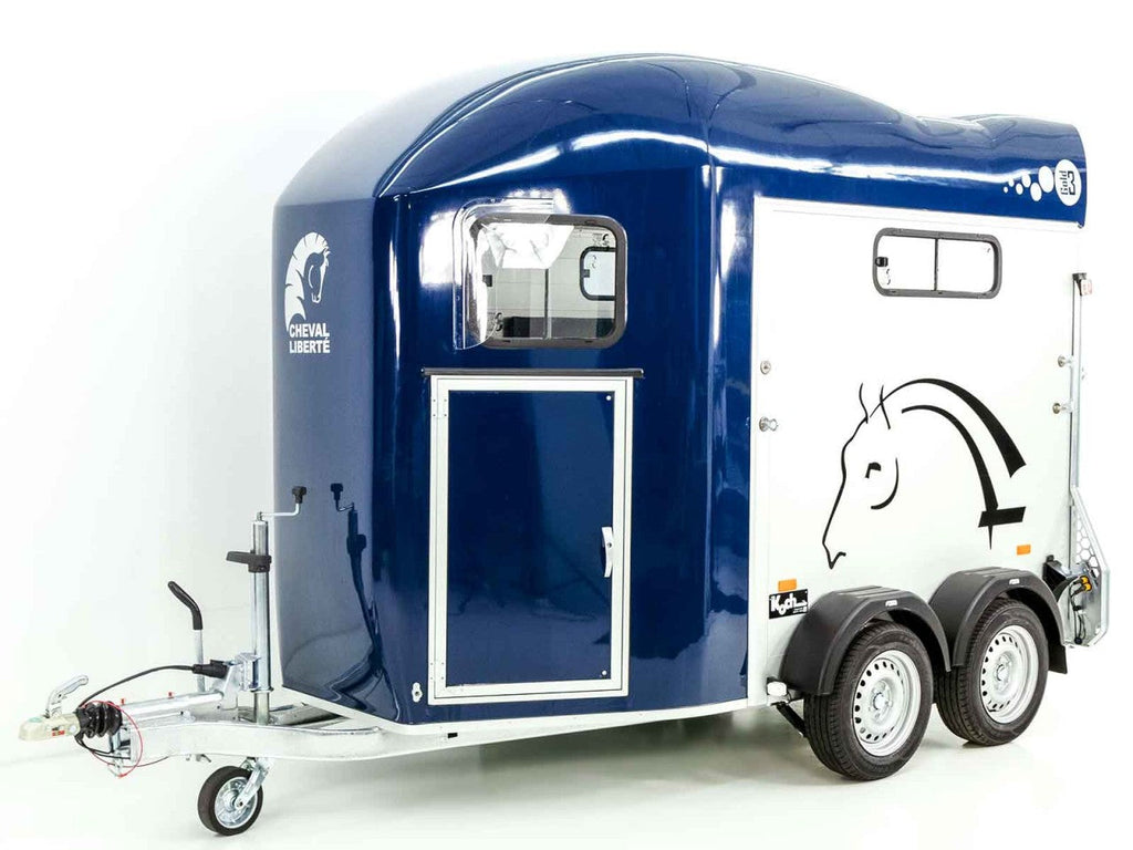 Cheval Liberte Pferdeanhänger GOLD 3|Premium|Pullman 2|Sattelkammer|blau-Neu
