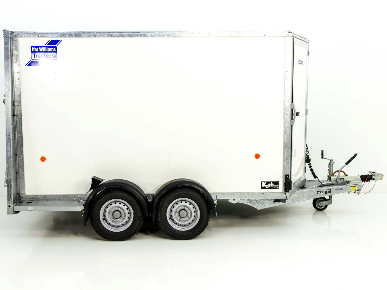 Ifor Williams Kofferanhänger BV 105 147x300cm H:214cm 2,7t|Klappenkombi-Neu