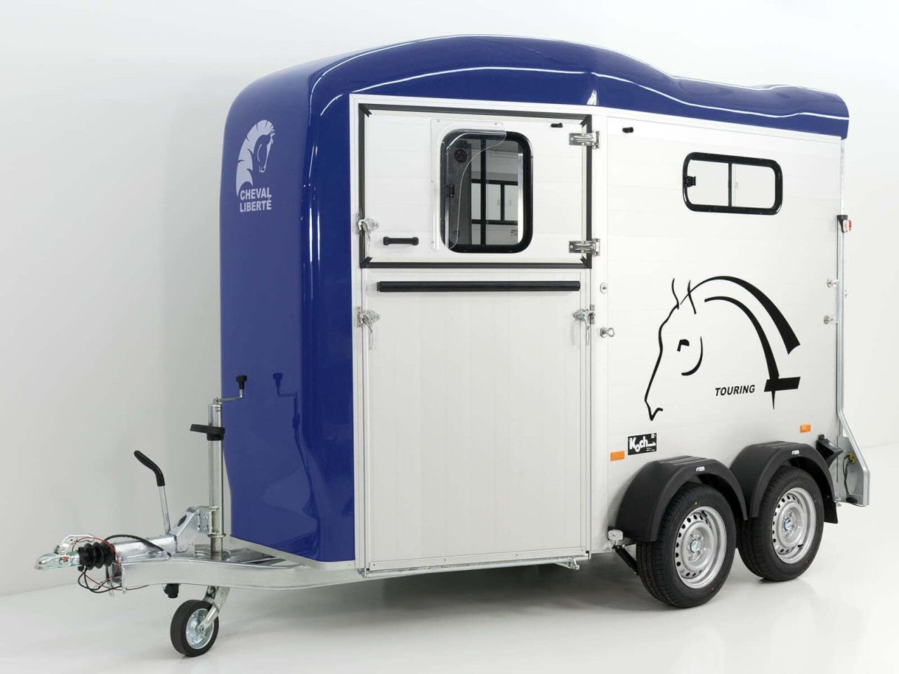 Cheval Liberte Pferdeanhänger Touring Country|Sattelkammer|Frontausstieg|blau-Neu