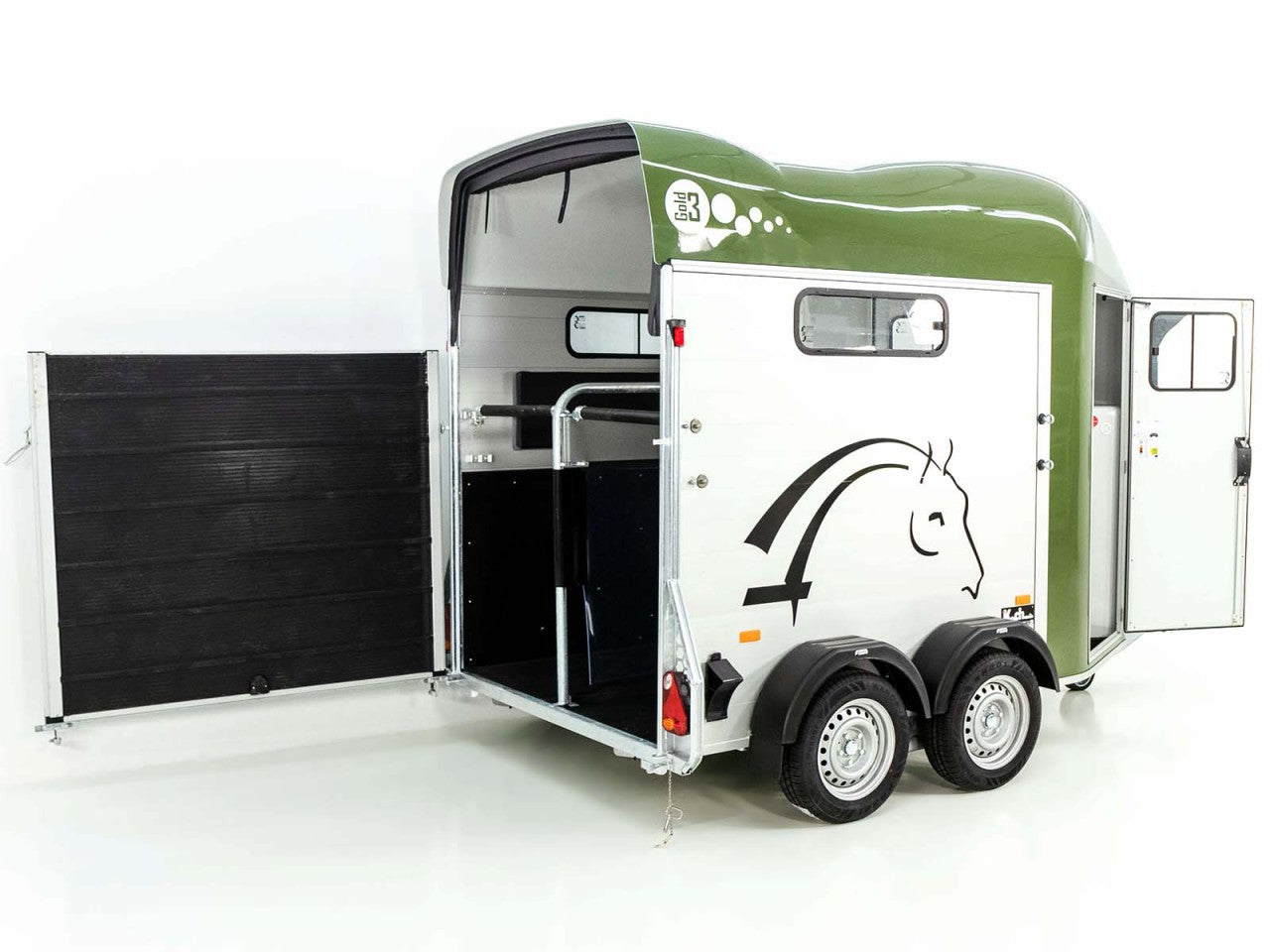 Cheval Liberte Pferdeanhänger GOLD 3|Pullman 2|Sattelkammer|olivgrün-Neu