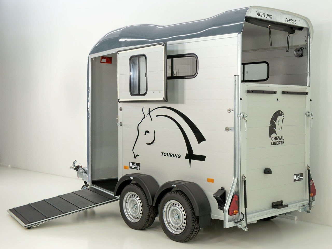 Cheval Liberte Pferdeanhänger Touring One 1,5er|Pullman-Fahrwerk|Frontausstieg|grau-Neu