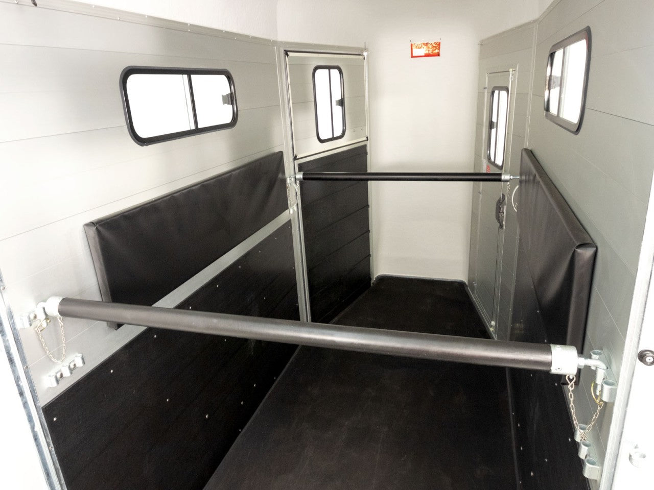 Cheval Liberte Pferdeanhänger Touring One 1,5er|Pullman-Fahrwerk|Frontausstieg|grau-Neu