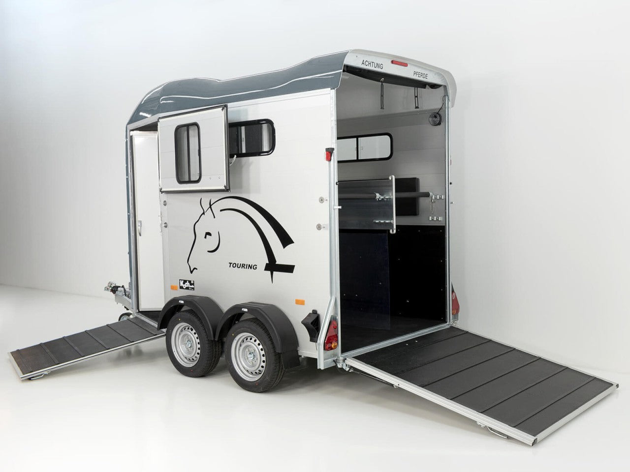 Cheval Liberte Pferdeanhänger Touring Country|Sattelkammer|Frontausstieg|grau-Neu