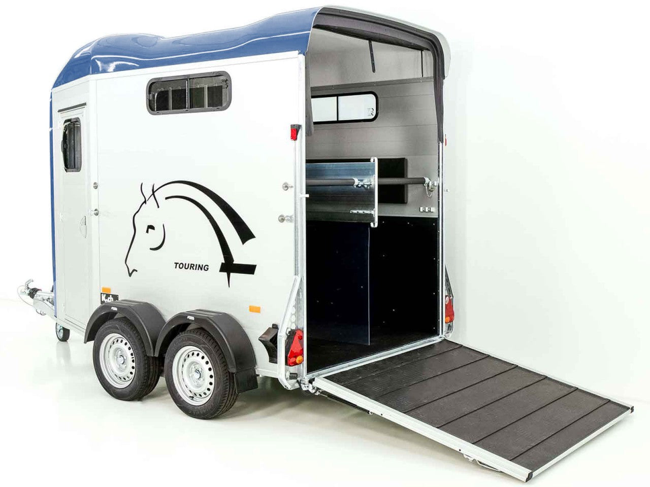 Cheval Liberte Pferdeanhänger Touring Jumping|Pullman-Fahrwerk|Sattelkammer|blau-Neu