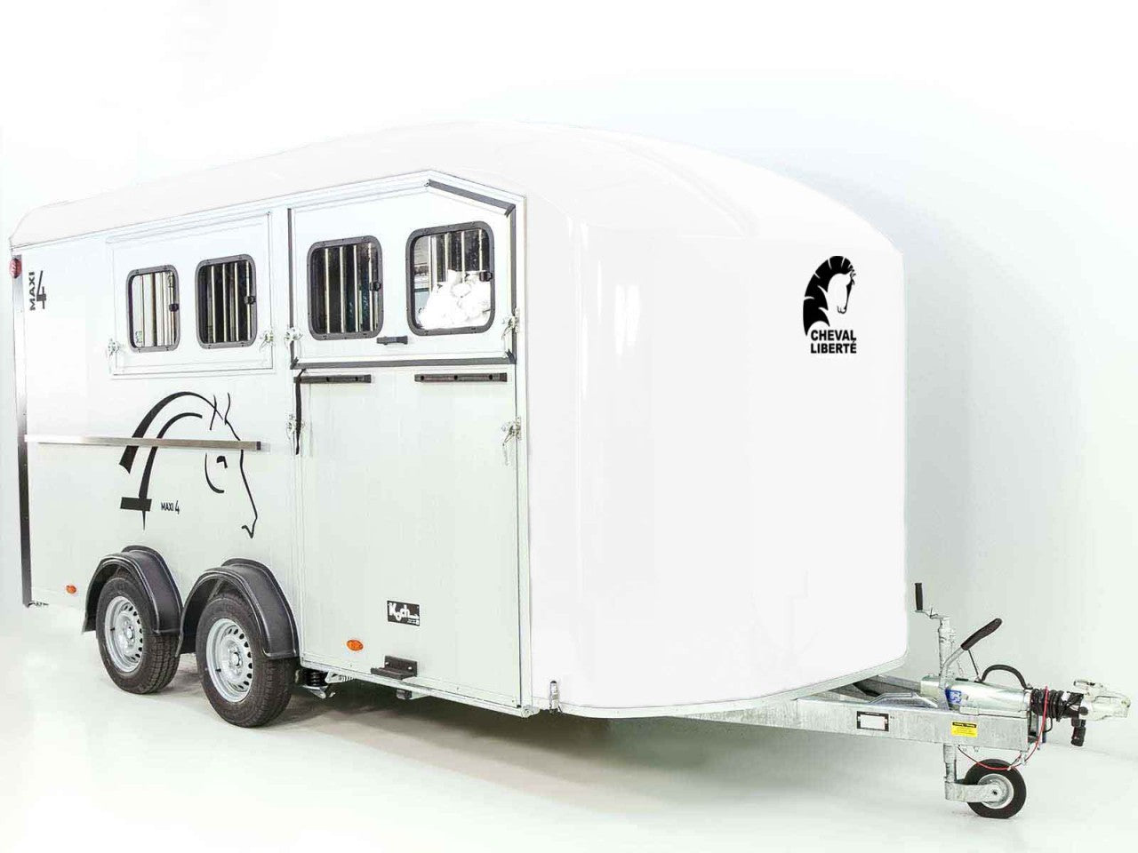Cheval Liberte Pferdeanhänger Maxi 4|4 Pferde|Pullman-Fahrwerk|100km/h| weiß-Neu