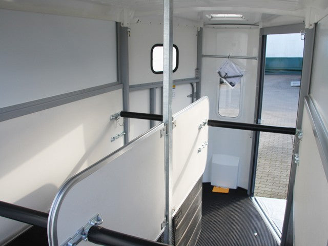 Ifor Williams Pferdeanhänger HB506|Frontausstieg|Klappenkombi-Neu