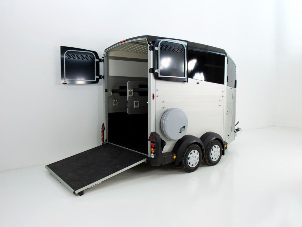 Ifor Williams Pferdeanhänger HBX 511|Sattelkammer|neues Modell-Neu