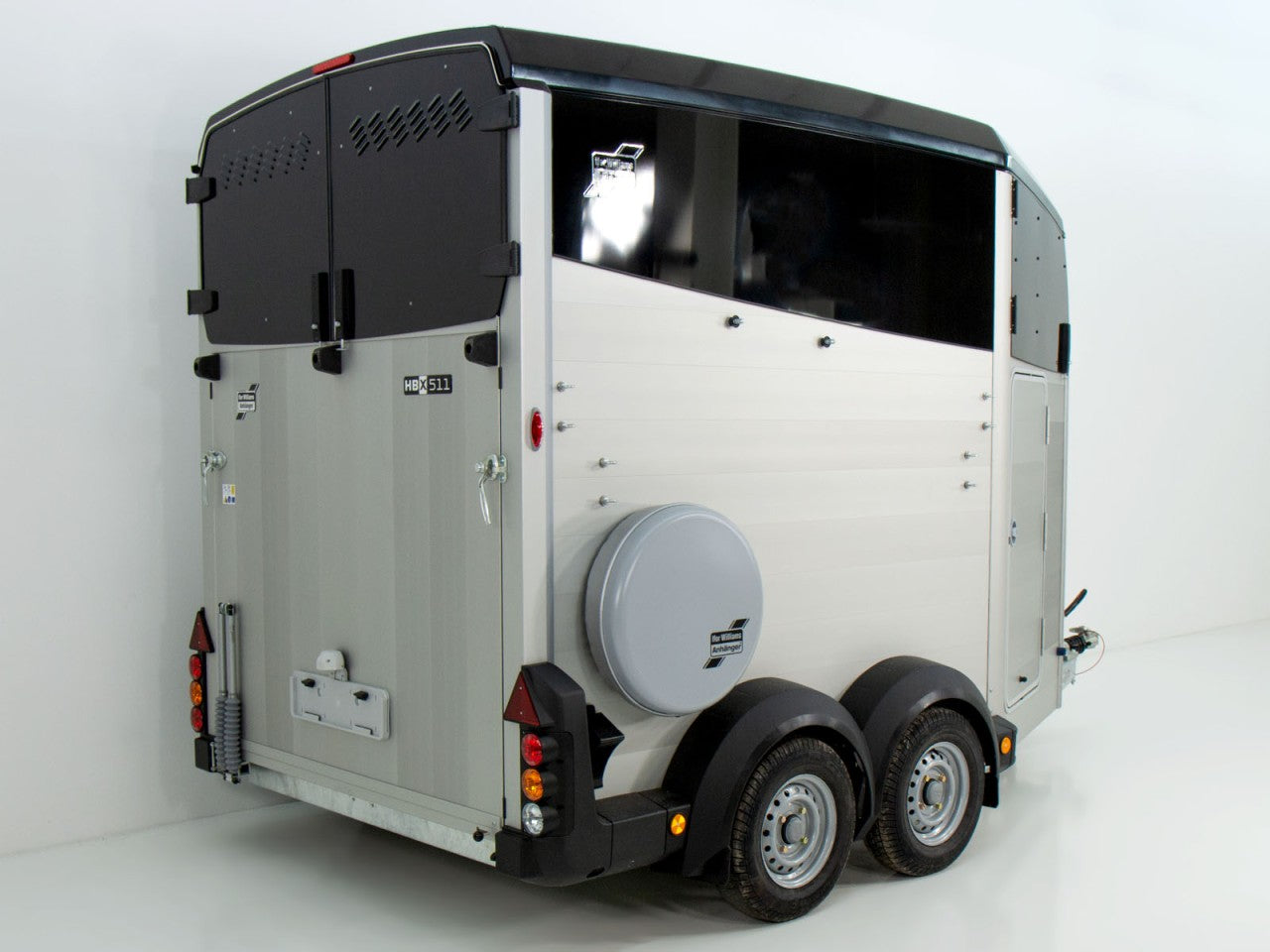 Ifor Williams Pferdeanhänger HBX 511|Sattelkammer|neues Modell-Neu