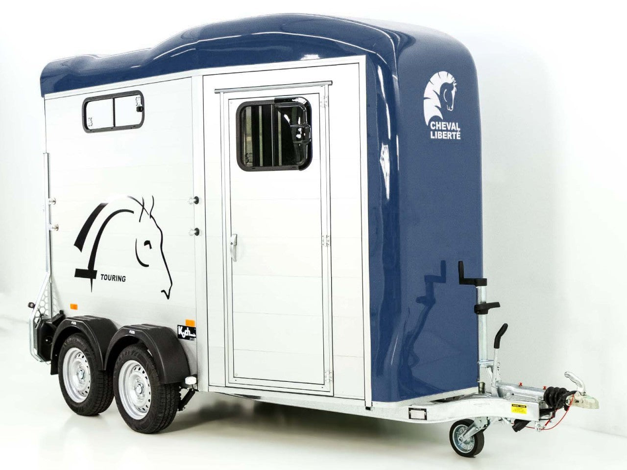 Cheval Liberte Pferdeanhänger Touring Country| Pullman-Fahrwerk| Frontausstieg| blau-Neu