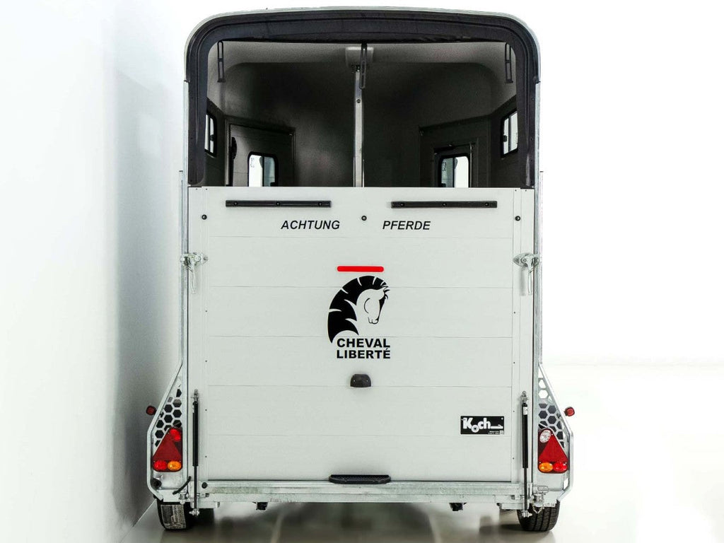 Cheval Liberte Pferdeanhänger Touring Country| Pullman-Fahrwerk| Frontausstieg| blau-Neu