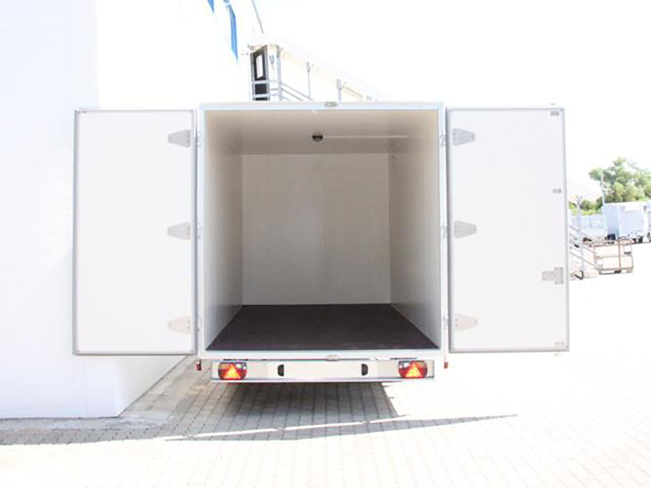 Unsinn Kofferanhänger UK 204x426cm Höhe:210cm 3,0t- Vorjahresmodell 2023-Neu