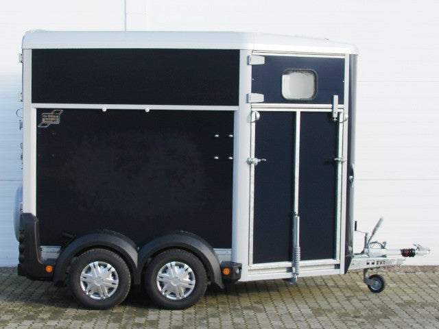 Ifor Williams Pferdeanhänger HB506|Frontausstieg|Klappenkombi|schwarz-Neu