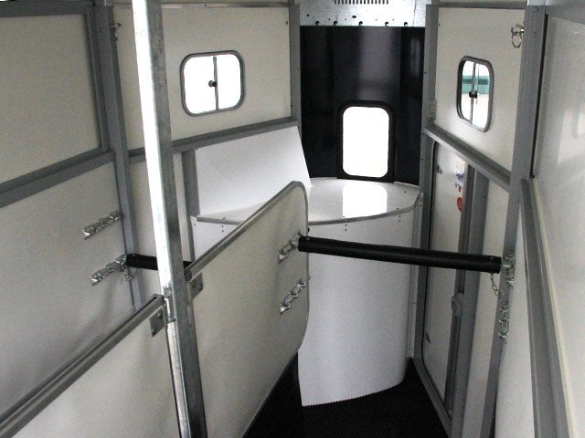 Ifor Williams Pferdeanhänger HB506|Sattelkammer|blau-Neu