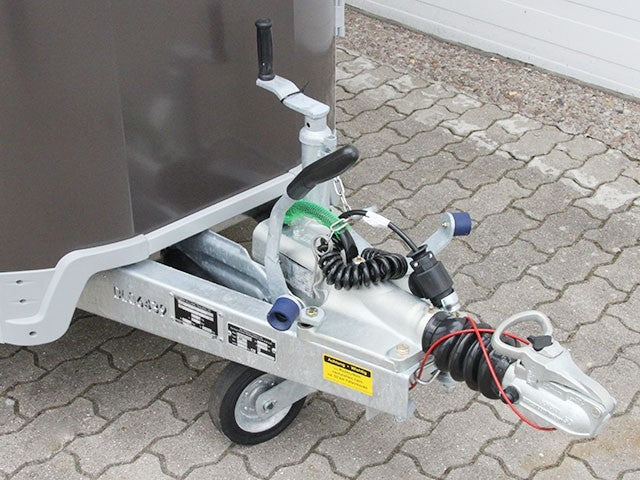 Ifor Williams Pferdeanhänger HB511|Sattelkammer|anthrazit-Neu