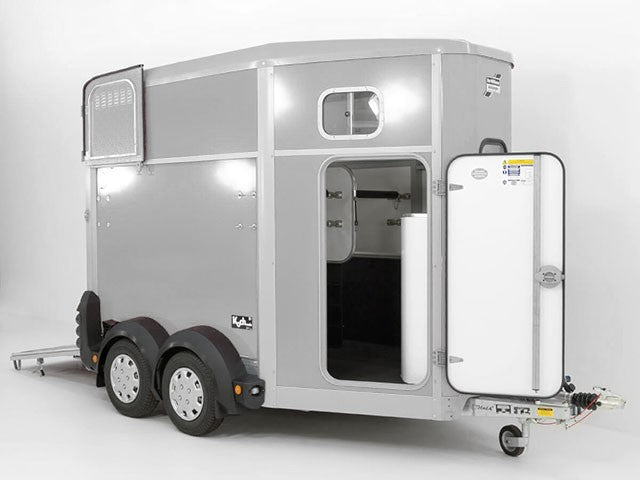 Ifor Williams Pferdeanhänger HB506|Sattelkammer|Silber-Neu
