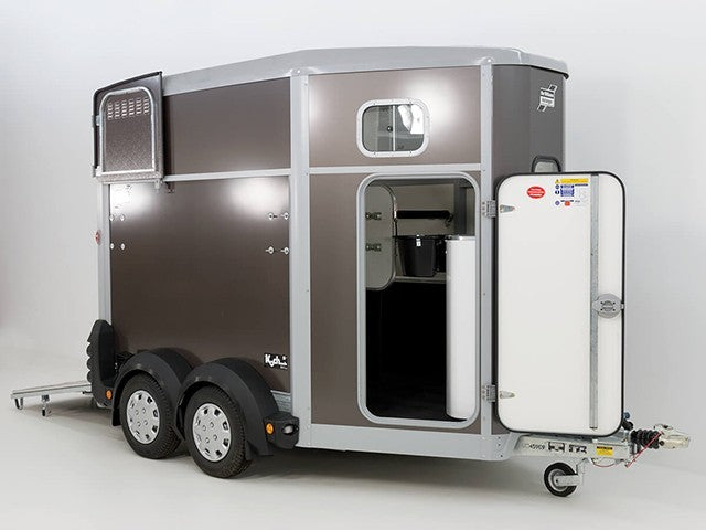 Ifor Williams Pferdeanhänger HB506|Sattelkammer|anthrazit-Neu